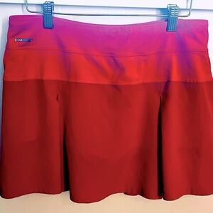 Lolë Pleated Tennis Skirt Size M Color Pomegranate NWOT